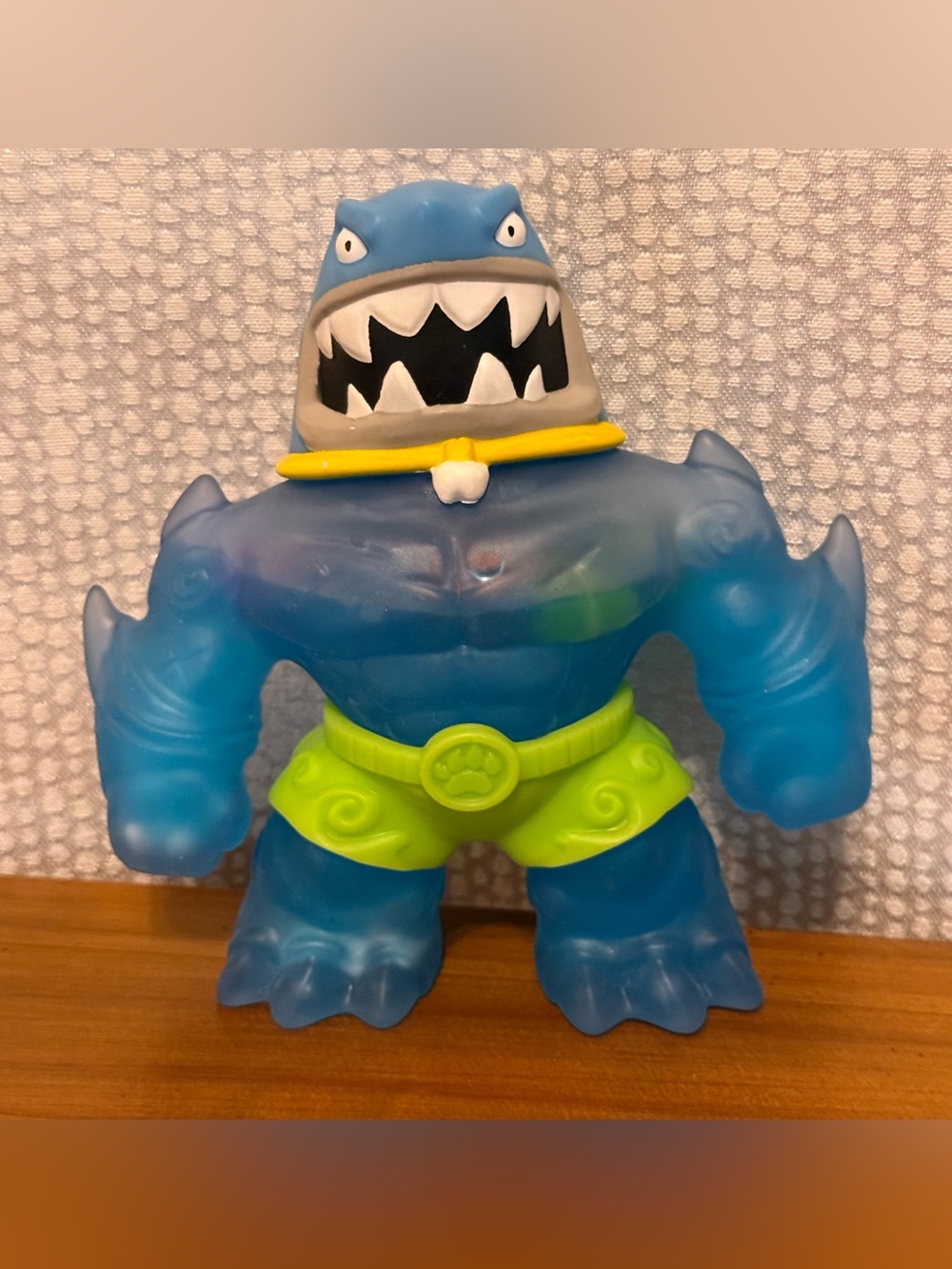 Heroes Of Goo Jit Zu Thrash Tsunami Shark See Through Liquid Action Figure
